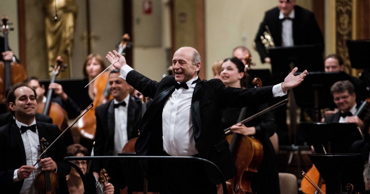 Beethoven Symphony 9