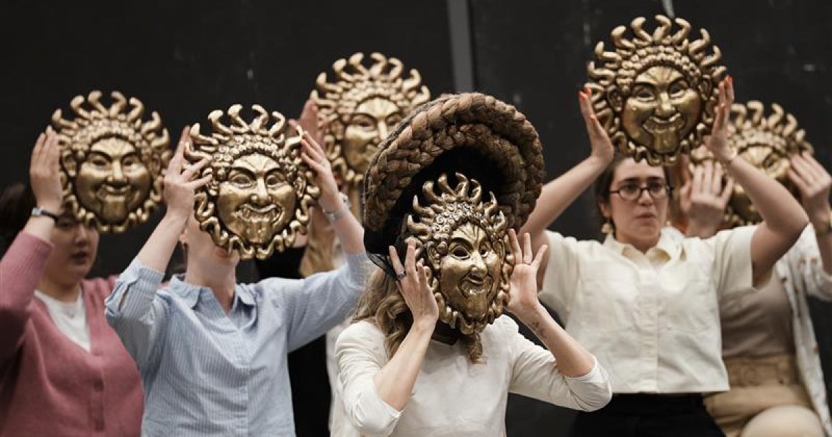 Steier Creating Medusa | Iain Bell & Lydia Steier | La Monnaie / De Munt